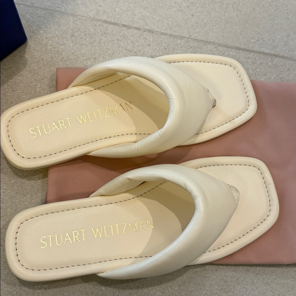 Stuart Weitzman Maui Slip On Flip Flop Sandals. NWT - Picture 12 of 13